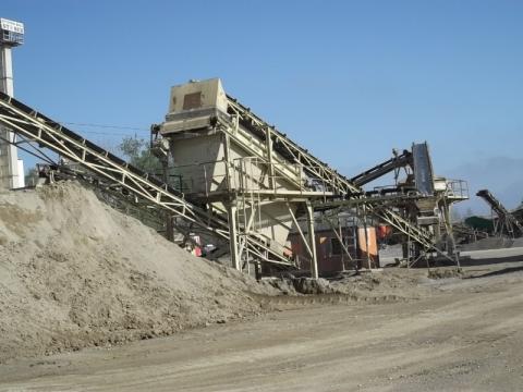 Crushing plant for production of fractions from 0-2, 2-4, 4-8, 8-11 and from 8-16. Fractions for asphalt.